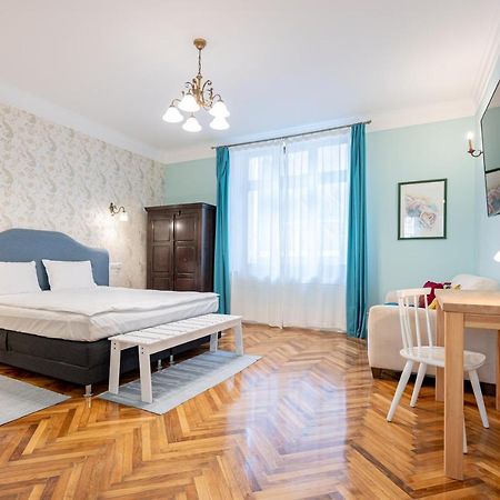 Old City Apartment Oradea Exterior photo